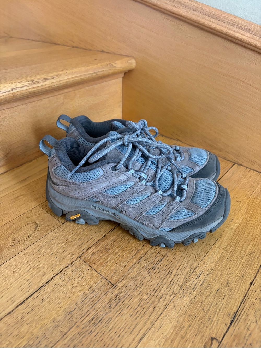 Merrell Moab 3 Women’s size 6 Blue/gray